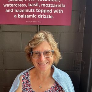 Meet your Posher, Joyce